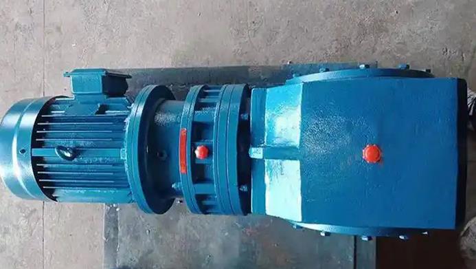 What are the structural characteristics and working principles of the SBD50, SBD65, and SBD75 reducers used by Shenke