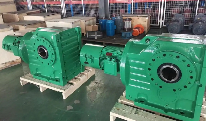 What other measures can prevent gear wear of KA87-102.71-3K reducer