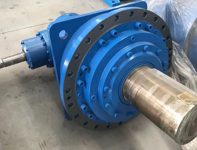 The features of the high-power P2KA18 planetary gear reducer