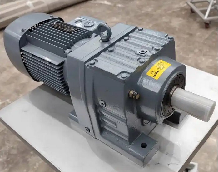 Developing a reasonable maintenance plan for the GR109-Y3-4P-11.59 gear reducer involves several factors.