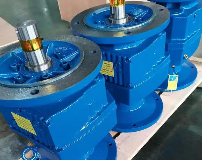 How to improve the heat dissipation conditions of RF87-216.54-0.75KW hard tooth gear reducer How to improve the heat dissipation conditions of RF87-216.54-0.75KW hard tooth gear reducer