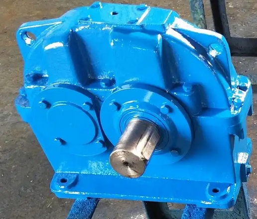 What applications does the single-stage ZDY125-3.15-1 reducer have in the metallurgical industry?