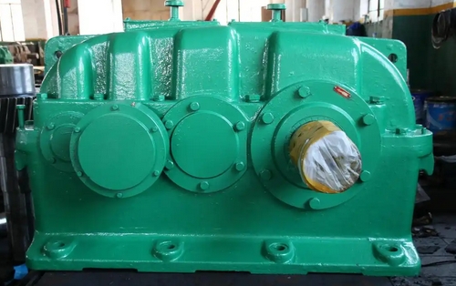 Loose screws can cause specific hazards to the operation of the ZLY630-14-2 hard-tooth surface reducer, such as reduced stability, increased vibration, noise, and potential failure of the gears or oth Loose screws can cause specific hazards to the operation of the ZLY630-14-2 hard-tooth surface reducer, such as reduced stability, increased vibration, noise, and potential failure of the gears or oth