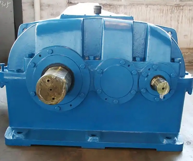 What are the effects of differences in hardness requirements for ZLY200-8-7 gear reducer materials on their performance