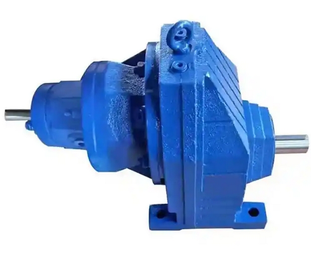 What methods can be used to measure the tightening torque of bolts for RX87-11KW-2.28-4P helical gear reducer