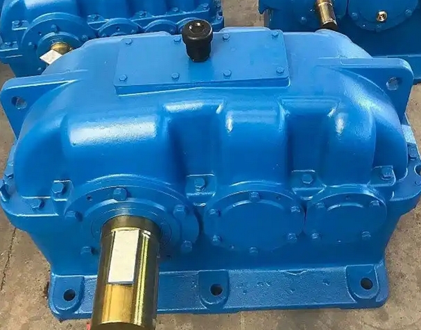 What are the standard specifications for the spline shaft of ZLY160-6.3-I hard tooth gear reducer