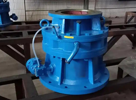 What parameters of BLY1-11-0.55KW cycloidal pinwheel reducer can be checked regularly to prevent output shaft deformation