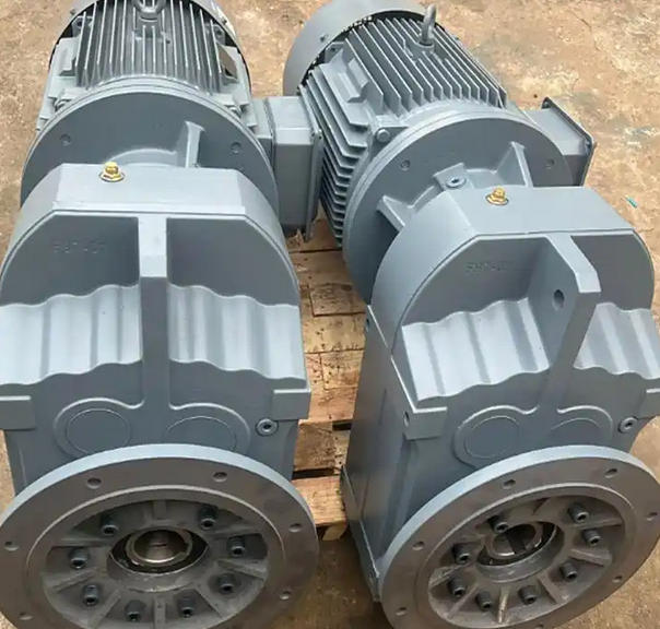 How to avoid vibration in the housing of the parallel shaft FAF157-15 gear reducer