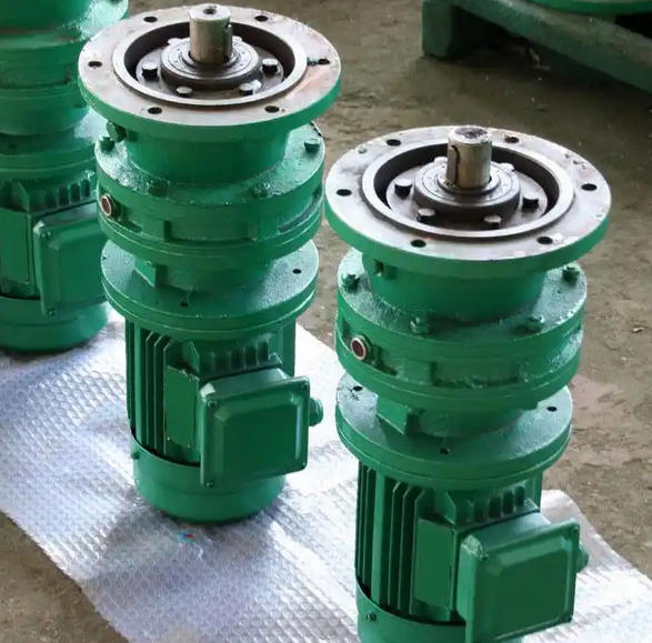 How to avoid wear on the output shaft of BLY33-11-18.5 cycloidal pinwheel reducer