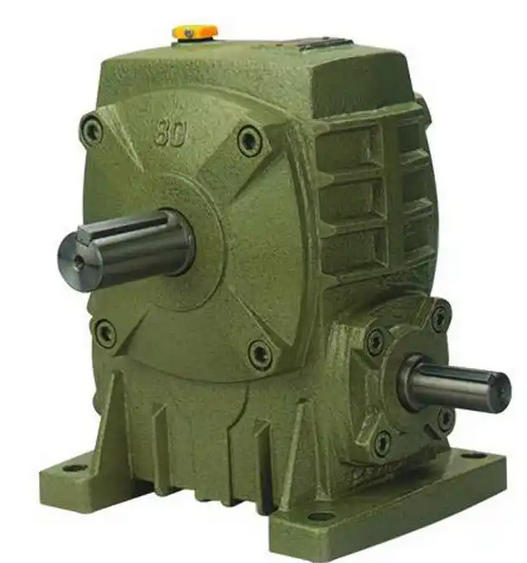 How much does emulsification of lubricating oil reduce the transmission efficiency of WPA147-20 worm gear reducer