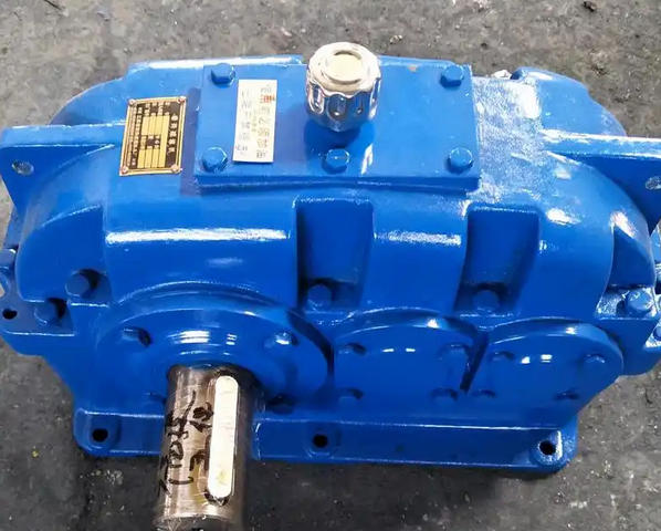 What factors affect the selection of gear machining adjustment method for ZLY200-16-I reducer