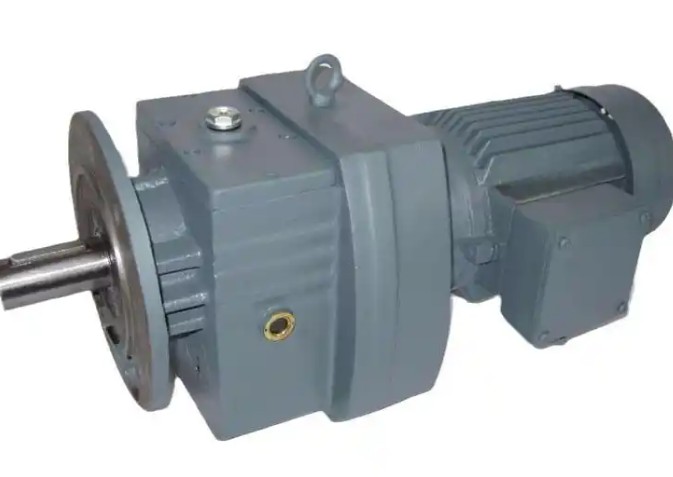 Precautions for the application of RF57-5.05-3KW reducer in the chemical industry