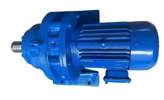 What is the difference between the output shaft of the BWY18-11-4KW cycloidal pinwheel reducer and the output shaft of other types of reducers?