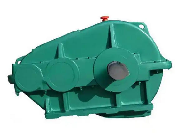 What preparations need to be made before the trial operation of ZQ400-48.57-3CA gear reducer