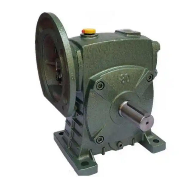How to adjust the center distance of the worm gear of WPDS135-60-A-4kw reducer