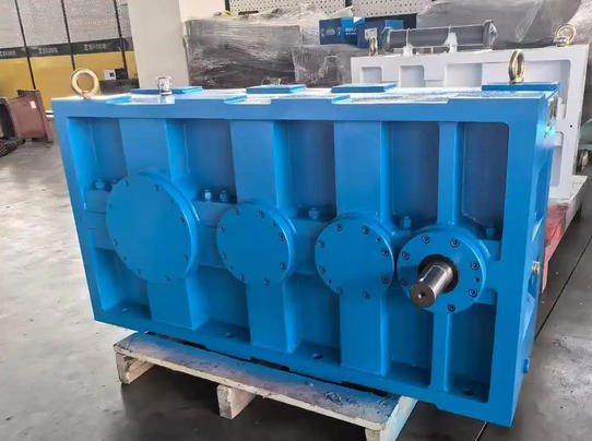 How to reduce the maintenance cost of ZLYJ112 hard tooth surface reducer