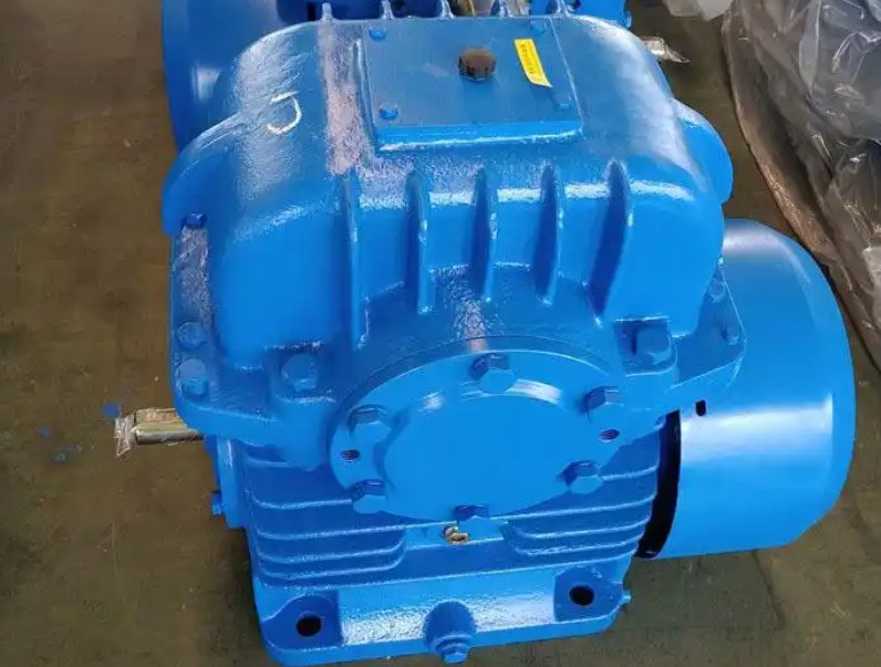 How to accurately control the oil level of CWU140 worm gear reducer