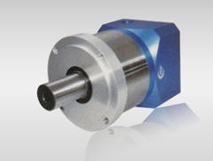What are the structural components of planetary gear reducers