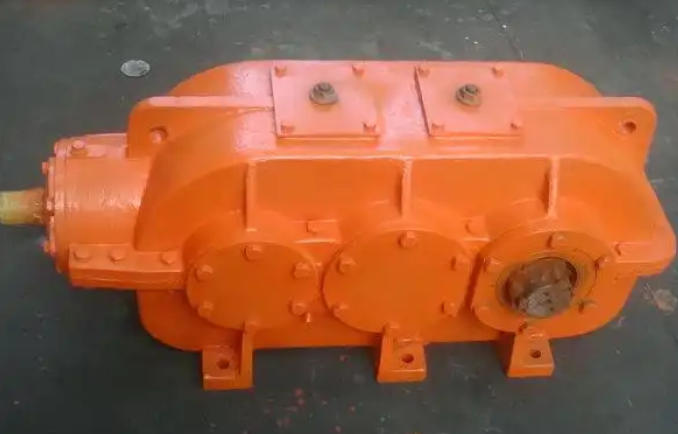 What should I do if the gear of the mixer reducer wears out? Repair and replacement standards