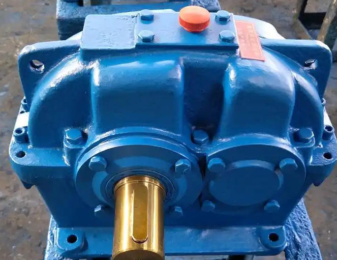 What light load equipment is suitable for ZDY series gear reducers