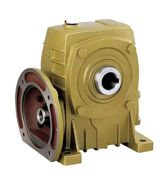 Which Installation Accessories Are Included With the WPDKA Worm Gear Reducer?