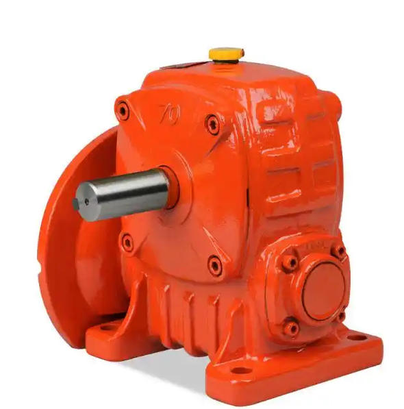 What are the considerations for selecting WP worm gear reducers under different operating conditions